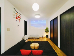 Tomarigi Perch とまりぎ - Kawaguchiko Station 10 minutes on foot, 5 double bedding, up to 10 people, convenience store 4 minutes on foot, Kawaguchiko bus 9 minutes, Fuji-Q Highland 1 stop
